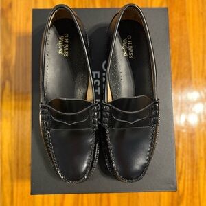 GH Bass LARSON LUG WEEJUNS LOAFER